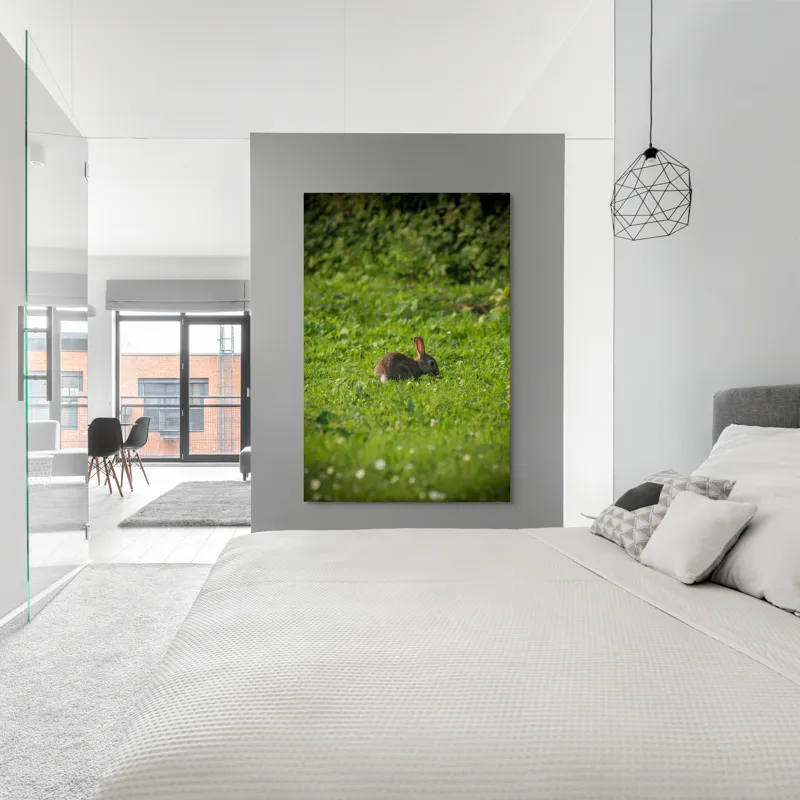 Tablou Canvas, "Iepurașul singuratic pe pajiștea verde", Iepuraș, Verdeață, Natură, Calm, Libertate., 100 x 150 cm – poza 5