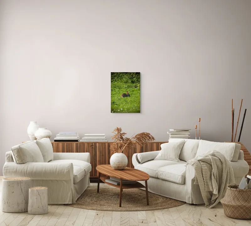 Tablou Canvas, "Iepurașul singuratic pe pajiștea verde", Iepuraș, Verdeață, Natură, Calm, Libertate., 39 x 54 cm – poza 5