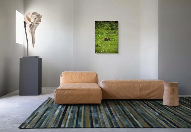 Tablou Canvas, "Iepurașul singuratic pe pajiștea verde", Iepuraș, Verdeață, Natură, Calm, Libertate., 50 x 70 cm – poza 7