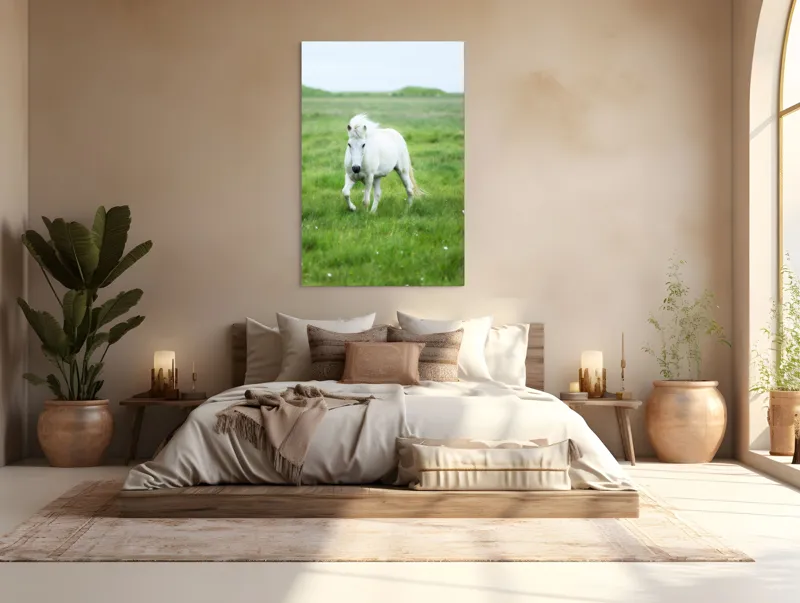 Tablou Canvas, "Călătorie prin pajiștea verde intens", Cal, Alb, Pășune, Verde, Blând, Peisaj, Natural, Câmpie, 100 x 150 cm – poza 3