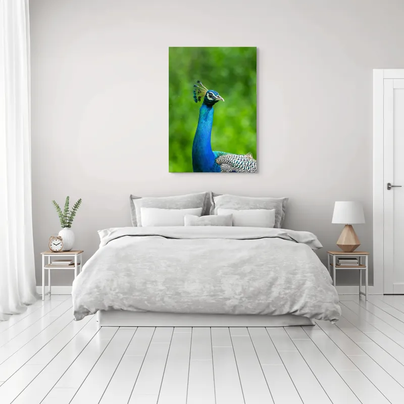 Tablou Canvas, "Păunul într-o zi verde vibrantă", Magnific, Albastru, Penaj, Regal, Vibrant, Majestos, Elegant, Păun, 70 x 100 cm – poza 3