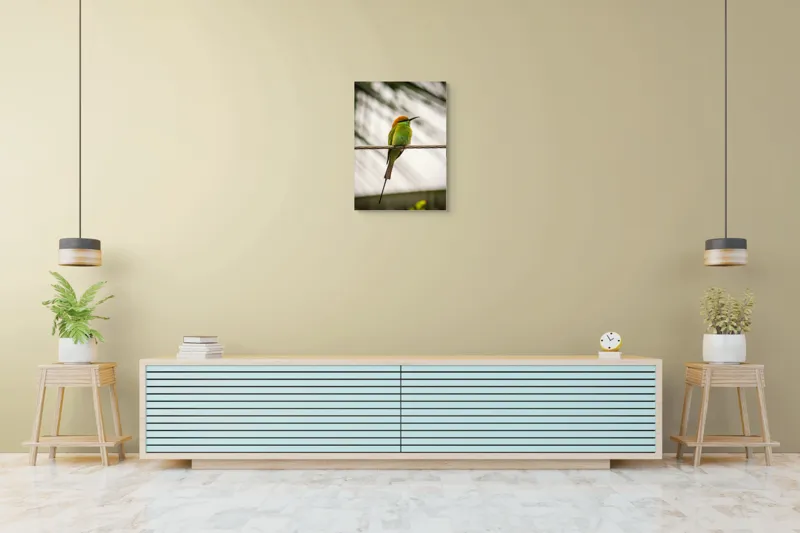 Tablou Canvas, "Pasărea culorilor tropicale odihnindu-se", Pene, Verde, Portocaliu, Fragil, Sârmă, Ochi, Vedere, Aripi, Contrast, Linia, Natură, 50 x 70 cm – poza 6