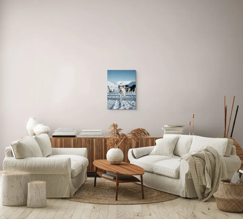 Tablou Canvas, "Câini de sanie în peisaj nordic", Câini, Sled, Zăpadă, Munți, Cer, Albastru, Aventură, Rece, Natură, Arctic., 39 x 54 cm – poza 5