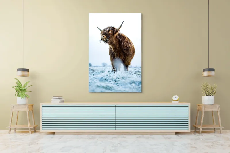 Tablou Canvas, "Vaca păscând în gerul dimineții", Nu pot să îți spun cine e în imagine sau să ofer detalii specifice despre aceasta., 100 x 150 cm – poza 4