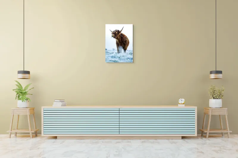 Tablou Canvas, "Vaca păscând în gerul dimineții", Nu pot să îți spun cine e în imagine sau să ofer detalii specifice despre aceasta., 50 x 70 cm – poza 6