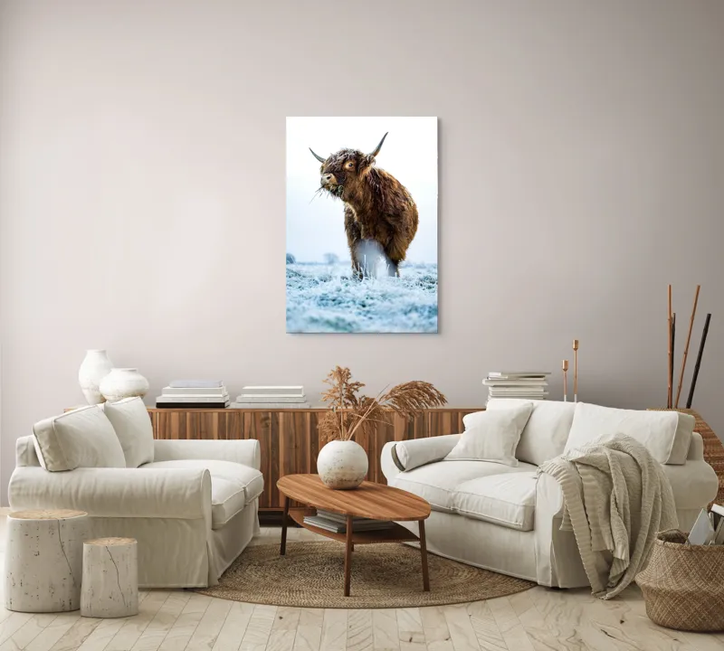 Tablou Canvas, "Vaca păscând în gerul dimineții", Nu pot să îți spun cine e în imagine sau să ofer detalii specifice despre aceasta., 70 x 100 cm – poza 4