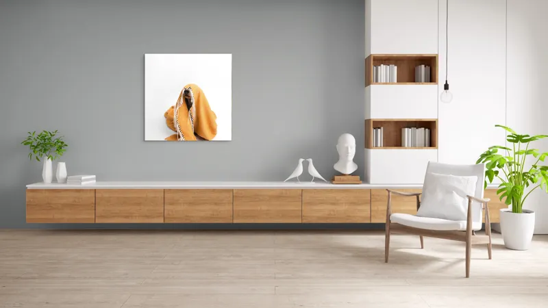 Tablou Canvas, "Câine ascuns sub pătura portocalie", Câine, Portocaliu, Pătură, Alb, Franjuri, Ascuns, Drăgălaș, Simpatic, Privire, Coperta, 100 x 100 cm – poza 8