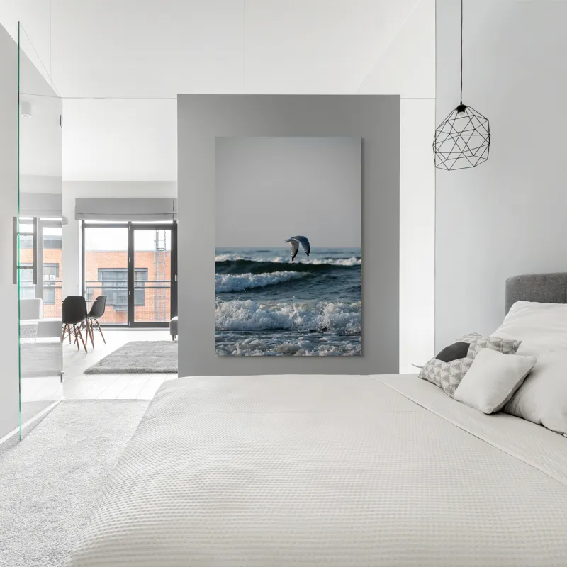 Tablou Canvas, "Pescăruș deasupra valurilor mării", Pescăruș, Valuri, Cer, Apă, Zbor, Mare, Libertate, Liniște, 100 x 150 cm – poza 5
