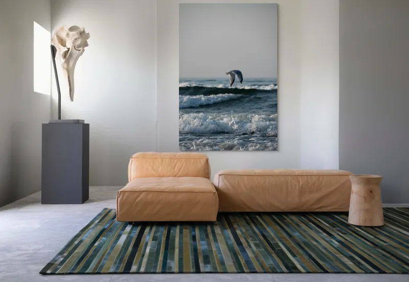 Tablou Canvas, "Pescăruș deasupra valurilor mării", Pescăruș, Valuri, Cer, Apă, Zbor, Mare, Libertate, Liniște, 100 x 150 cm – poza 7