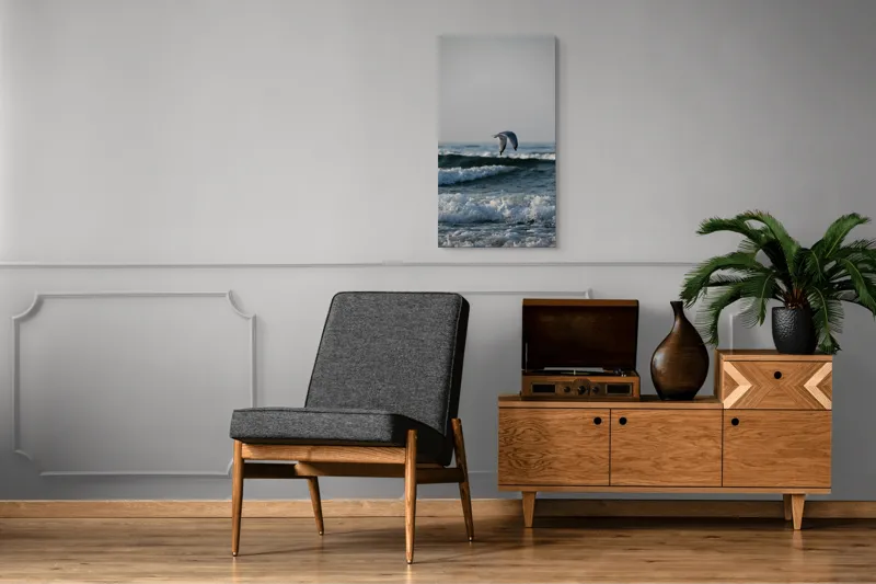 Tablou Canvas, "Pescăruș deasupra valurilor mării", Pescăruș, Valuri, Cer, Apă, Zbor, Mare, Libertate, Liniște, 50 x 90 cm – poza 8