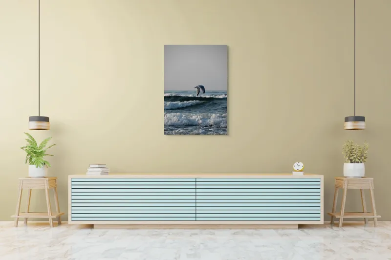 Tablou Canvas, "Pescăruș deasupra valurilor mării", Pescăruș, Valuri, Cer, Apă, Zbor, Mare, Libertate, Liniște, 70 x 100 cm – poza 5