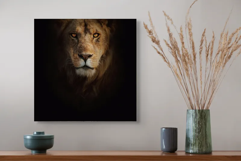 Tablou Canvas, "Regele întunericului îmblânzind privirea", Majestic, Regal, Intense, Powerful, Mysterious, 50 x 50 cm – poza 4