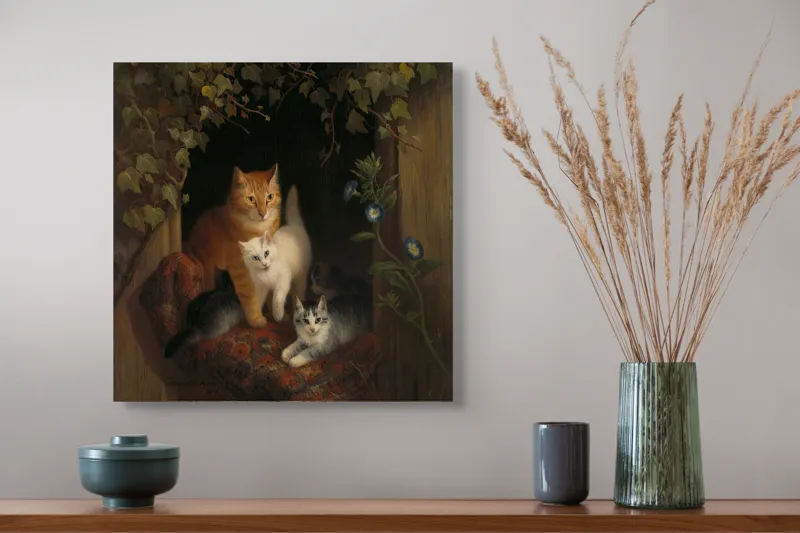 Tablou Canvas, "Familie de pisici în grădină linistită", Pisici, Blană, Mușcate, Frunze, Covor, Întuneric, Flori, Lumină, Îmbrățișare, Exuberanță, 50 x 50 cm – poza 4
