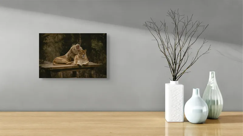 Tablou Canvas, "Regele leu și leoaica odihnindu-se", Majestate, Putere, Serenitate, Vigoare, Curaj, Tandrețe, Natură, Echilibru, 39 x 26 cm – poza 8