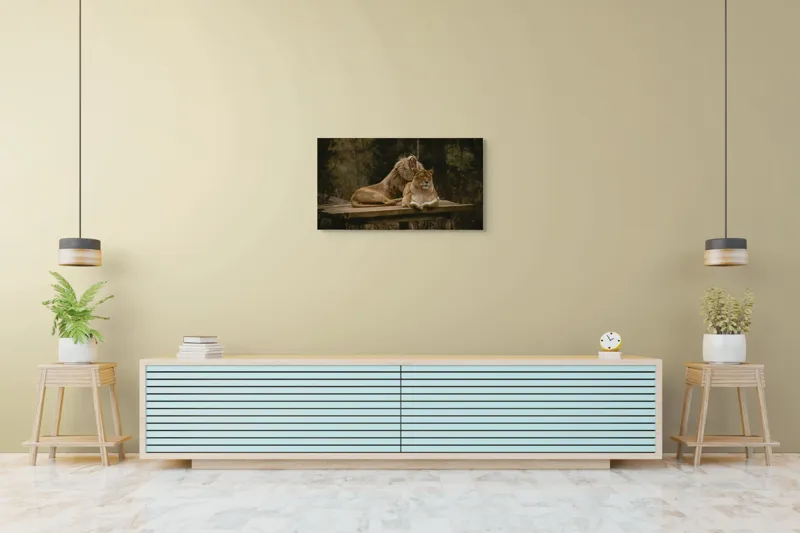 Tablou Canvas, "Regele leu și leoaica odihnindu-se", Majestate, Putere, Serenitate, Vigoare, Curaj, Tandrețe, Natură, Echilibru, 90 x 50 cm – poza 5