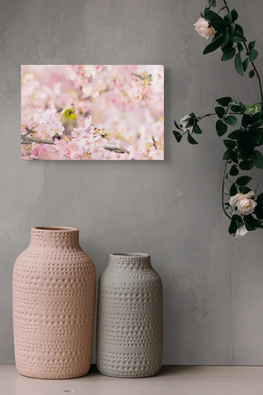 Tablou Canvas, "Pasărea printre flori de cireș", Blând, Primăvară, Delicatețe, Serenitate, Natură, Frumusețe, Puritate, 39 x 26 cm – poza 4
