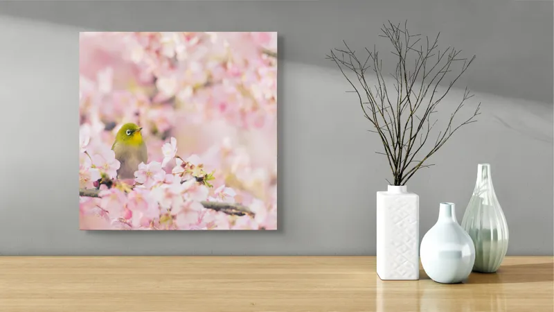 Tablou Canvas, "Pasărea printre flori de cireș", Blând, Primăvară, Delicatețe, Serenitate, Natură, Frumusețe, Puritate, 50 x 50 cm – poza 3