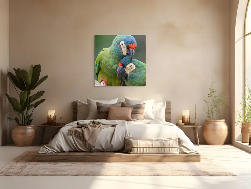 Tablou Canvas, "Papagali într-o tandră îmbrățișare verde", Nu pot să identific persoane sau animale specifice în imagini, dar pot spune că fotografia arată doi papagali colorați care arată afecțiune unul față de celălalt., 100 x 100 cm – poza 4