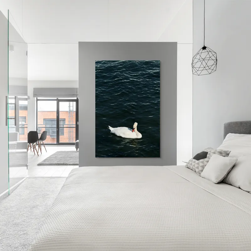 Tablou Canvas, "Lebăda plutește pe apă întunecată", Lebădă, Apă, Serenitate, Frumusețe, Calmitate, Natură, Eleganță, 100 x 150 cm – poza 5