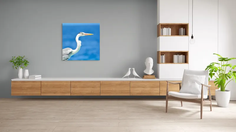 Tablou Canvas, "Egreta la marginea oceanului albastru", Nu pot să identific această pasăre, dar pot spune că imaginea arată un peisaj frumos cu un pește acvatic distinctiv., 100 x 100 cm – poza 8