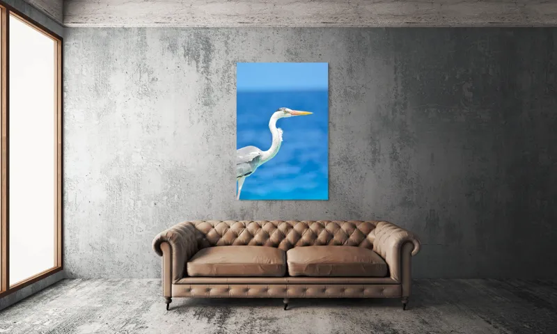 Tablou Canvas, "Egreta la marginea oceanului albastru", Nu pot să identific această pasăre, dar pot spune că imaginea arată un peisaj frumos cu un pește acvatic distinctiv., 100 x 150 cm – poza 6