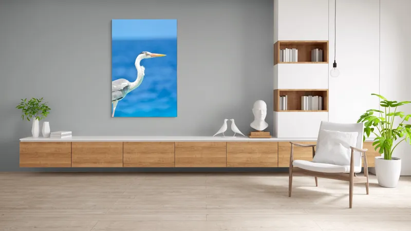 Tablou Canvas, "Egreta la marginea oceanului albastru", Nu pot să identific această pasăre, dar pot spune că imaginea arată un peisaj frumos cu un pește acvatic distinctiv., 100 x 150 cm – poza 8