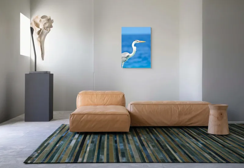 Tablou Canvas, "Egreta la marginea oceanului albastru", Nu pot să identific această pasăre, dar pot spune că imaginea arată un peisaj frumos cu un pește acvatic distinctiv., 50 x 70 cm – poza 7