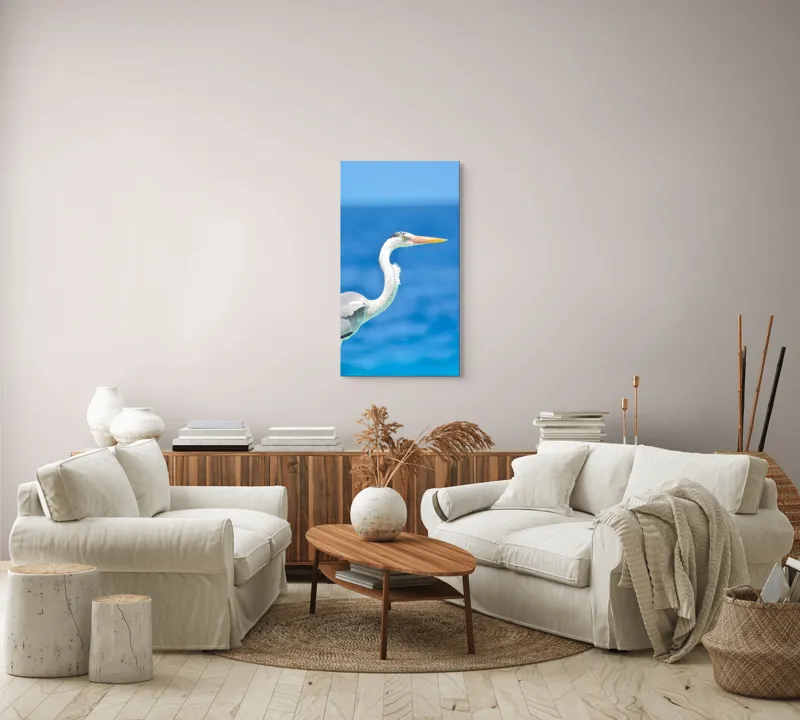 Tablou Canvas, "Egreta la marginea oceanului albastru", Nu pot să identific această pasăre, dar pot spune că imaginea arată un peisaj frumos cu un pește acvatic distinctiv., 50 x 90 cm – poza 7