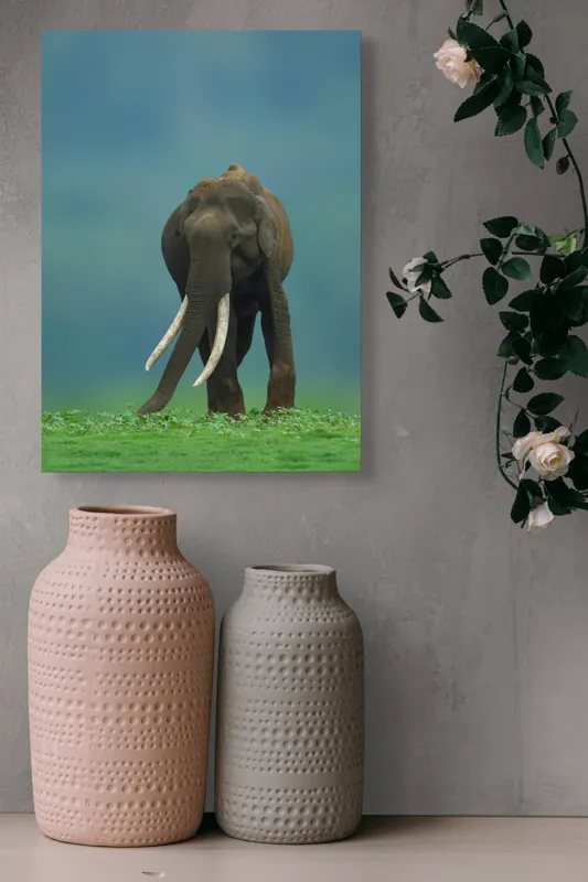 Tablou Canvas, "Elefantul în liniștea naturii", Elefant, Trombă, Colți, Iarbă, Serenitate, Natură, Verde, Albastru, 39 x 54 cm – poza 6