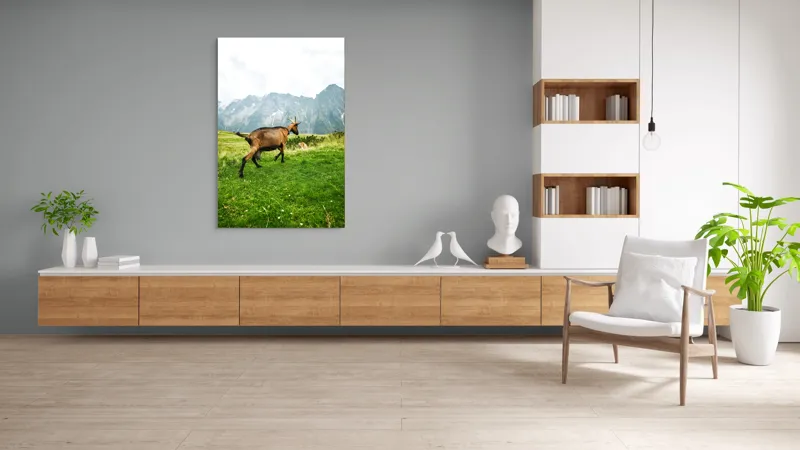 Tablou Canvas, "Capra liberă în munții verzi", Capră, Munte, Iarbă, Cer, Peisaj, Natură, Vârfuri, Libertate, Verde, Aventură, 100 x 150 cm – poza 8