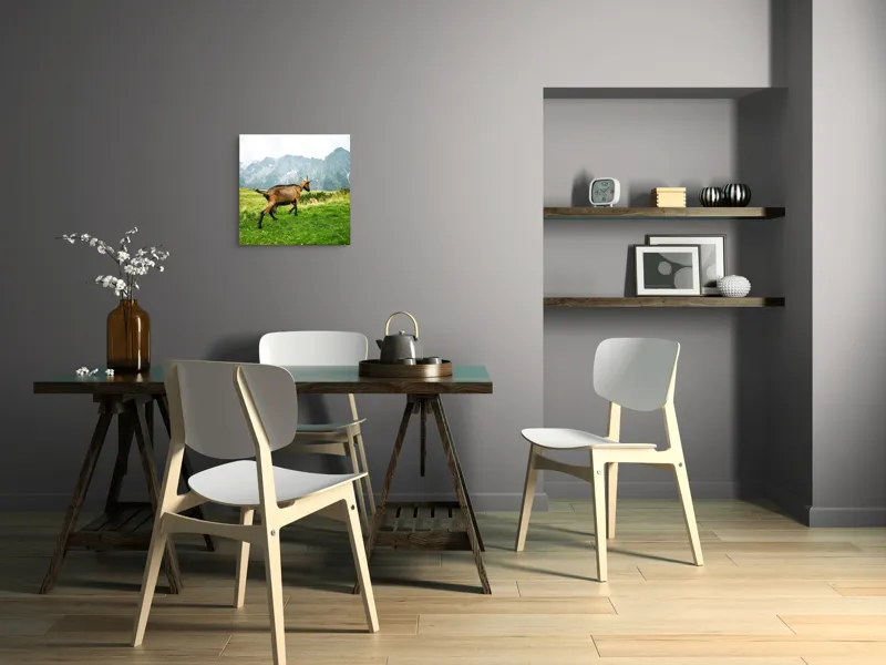 Tablou Canvas, "Capra liberă în munții verzi", Capră, Munte, Iarbă, Cer, Peisaj, Natură, Vârfuri, Libertate, Verde, Aventură, 50 x 50 cm – poza 8