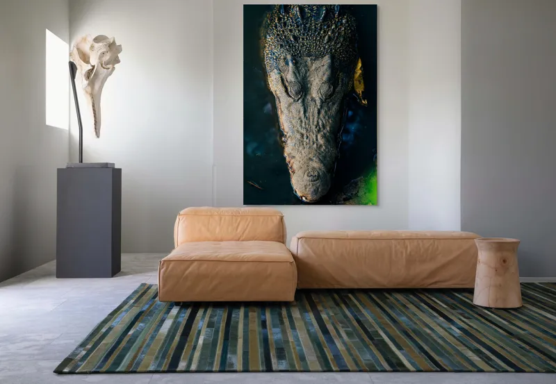 Tablou Canvas, "Tăcutul prădător din apă adâncă", Crocodil, Apă, Textură, Ochii, Culoare, Natură, Obiectiv, Detaliu, Sălbatic, Feeric, 100 x 150 cm – poza 7