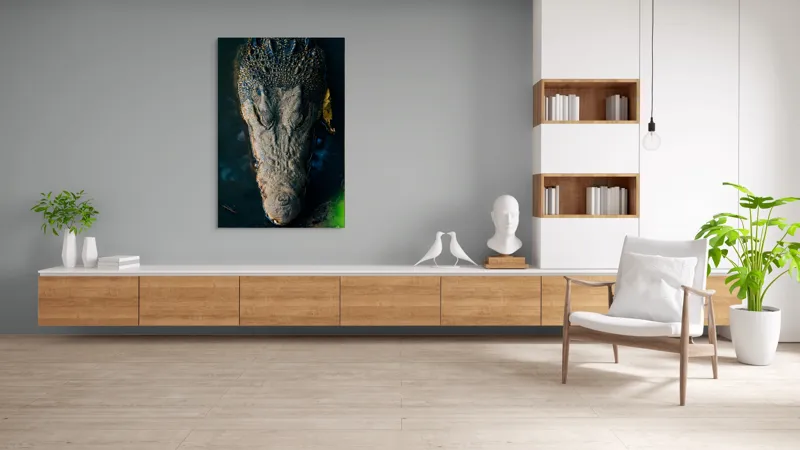 Tablou Canvas, "Tăcutul prădător din apă adâncă", Crocodil, Apă, Textură, Ochii, Culoare, Natură, Obiectiv, Detaliu, Sălbatic, Feeric, 100 x 150 cm – poza 8