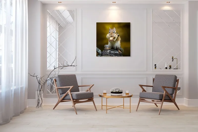 Tablou Canvas, "Veveriță pofticioasă pe buturugă aurie", Chipmunk, Alune, Copac, Natură, Blană, Ochii, Picioare, Fundal, Galben, Poză, Lemn, Bot, Față, 100 x 100 cm – poza 7
