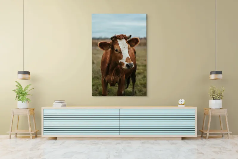 Tablou Canvas, "Vacă în pășune de toamnă", Vacă, Câmp, Cer, Blană, Coarne, Iarbă, 100 x 150 cm – poza 4