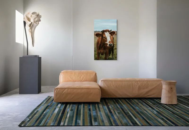 Tablou Canvas, "Vacă în pășune de toamnă", Vacă, Câmp, Cer, Blană, Coarne, Iarbă, 50 x 90 cm – poza 5