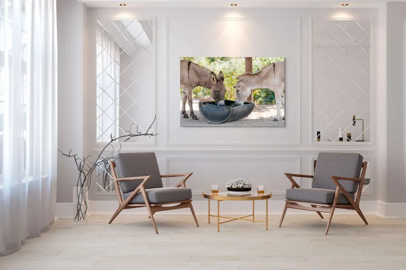 Tablou Canvas, "Măgarii prietenoși savurează masa împreună", 150 x 100 cm – poza 7