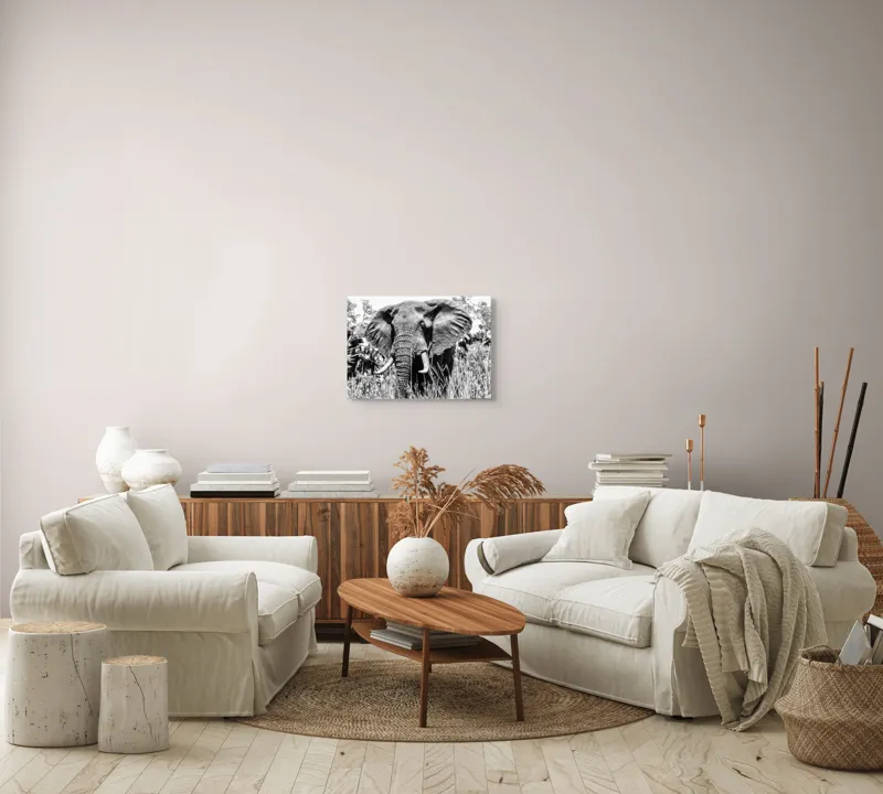 Tablou Canvas, "Umbra colosului din savană africană", Elefant, Impunător, Monumental, Sălbatic, Majestic, Natură, Perceptibil, Grandoare, 54 x 39 cm – poza 5