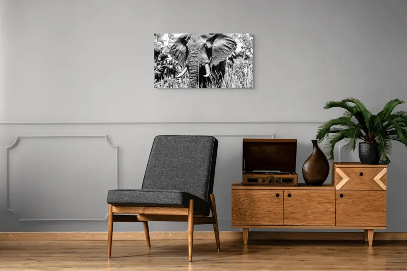 Tablou Canvas, "Umbra colosului din savană africană", Elefant, Impunător, Monumental, Sălbatic, Majestic, Natură, Perceptibil, Grandoare, 90 x 50 cm – poza 6
