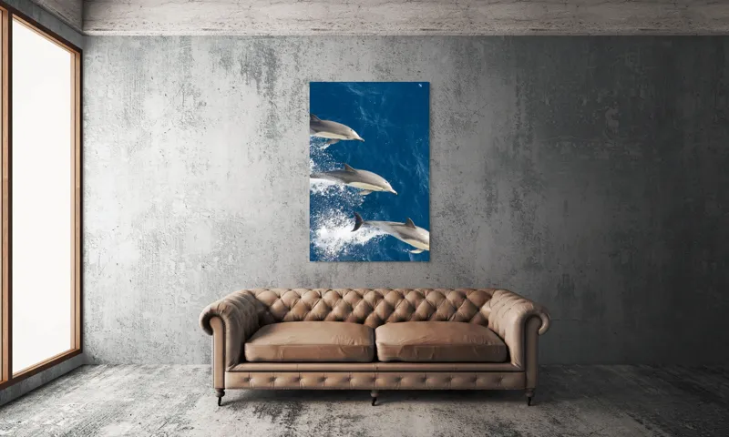 Tablou Canvas, "Dansul grațios al delfinilor în valuri", Delfini, Ocean, Sărituri, Apă, Albastru, Energie, Libertate, Natură, Dinamică, Lumină, 100 x 150 cm – poza 6