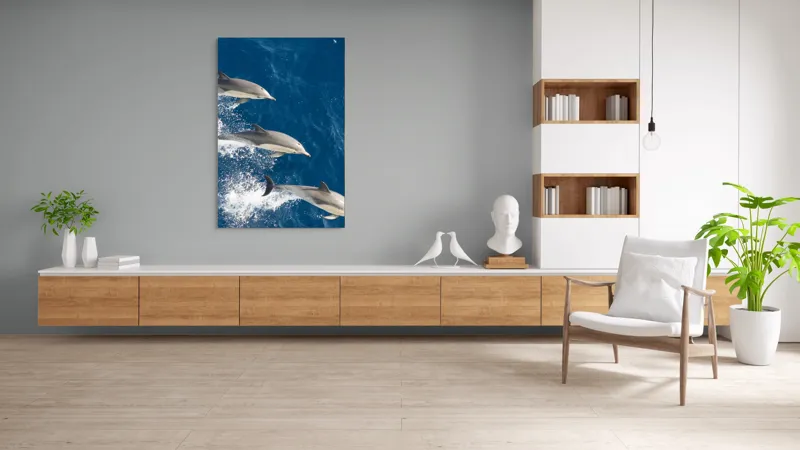 Tablou Canvas, "Dansul grațios al delfinilor în valuri", Delfini, Ocean, Sărituri, Apă, Albastru, Energie, Libertate, Natură, Dinamică, Lumină, 100 x 150 cm – poza 8