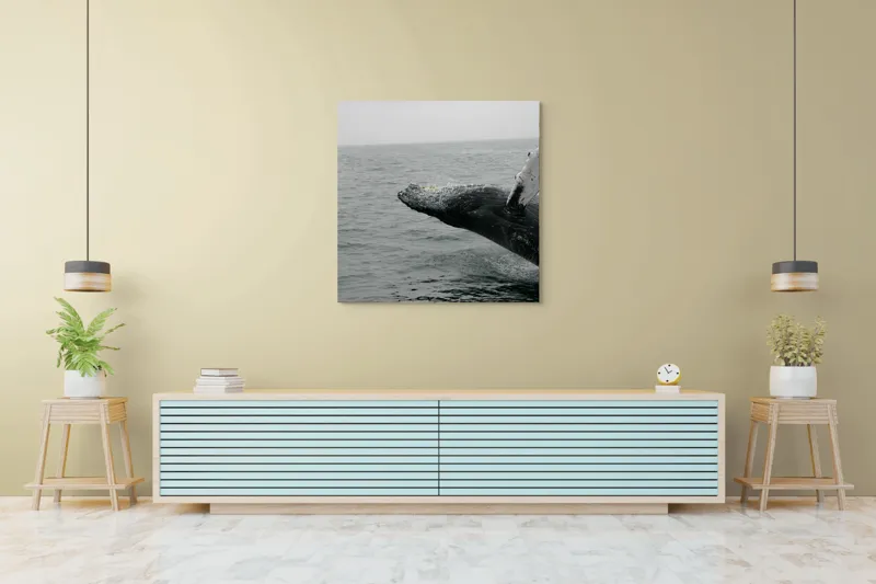 Tablou Canvas, "Dansul grandios al balenei în valuri", Balena, Ocean, Valuri, Apă, Cer, Aripioară, Natură, Salt, Măreție, 100 x 100 cm – poza 5