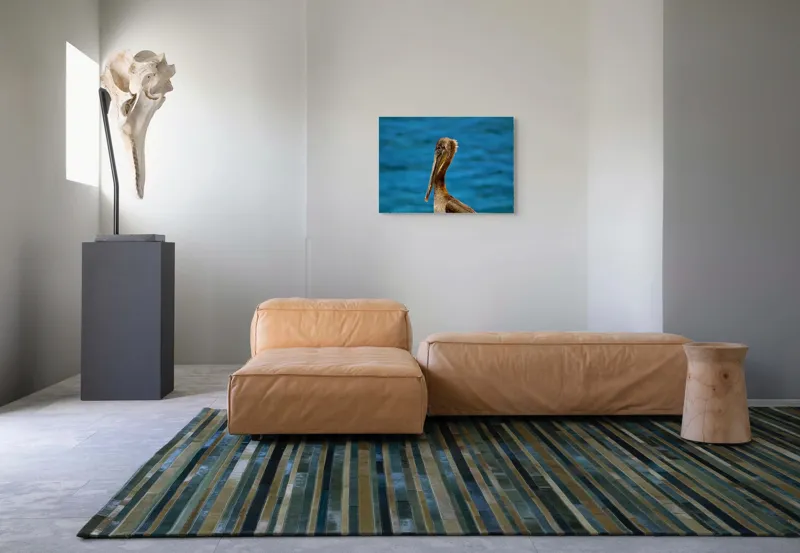 Tablou Canvas, "Pelican visând la orizont albastru", Pasăre, Pelican, Albastru, Ocean, Penaj, Cioc, Natură, Apă, Portret, Wildflife, 70 x 50 cm – poza 8