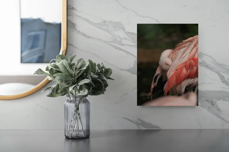 Tablou Canvas, "Flamingo adormit în culori delicate", Roz, Penaj, Flamingo, Delicat, Serenitate, Odihnă, Natură, Eleganță., 26 x 39 cm – poza 4