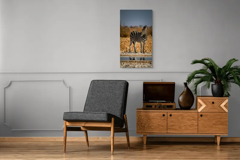 Tablou Canvas, "Zebra singuratică în savană africană", Zebră, Dungată, Savana, Apus, Solitară, Peisaj, Reflecție, Calmă., 50 x 90 cm – poza 8