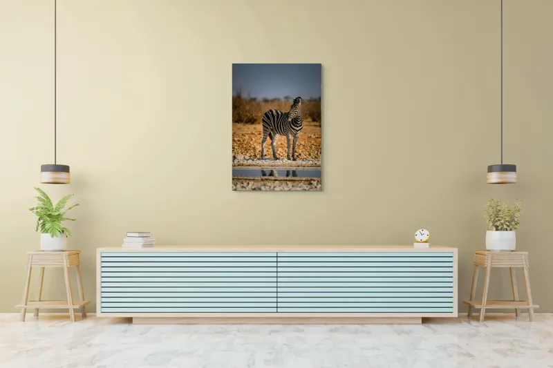 Tablou Canvas, "Zebra singuratică în savană africană", Zebră, Dungată, Savana, Apus, Solitară, Peisaj, Reflecție, Calmă., 70 x 100 cm – poza 5