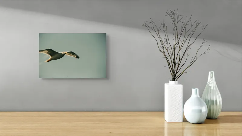 Tablou Canvas, "Zborul liber al pescărușului alb", Pescăruș, Cer, Zbor, Libertate, Liniște, Aripi, Seninătate, 39 x 26 cm – poza 8