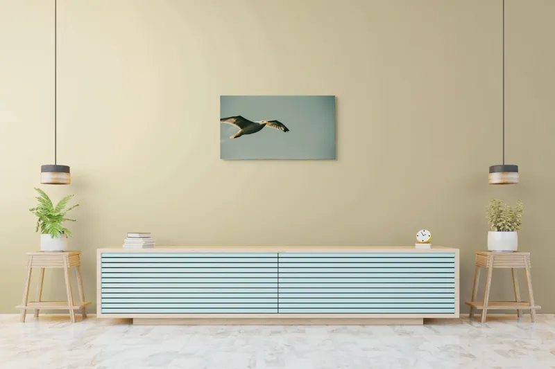 Tablou Canvas, "Zborul liber al pescărușului alb", Pescăruș, Cer, Zbor, Libertate, Liniște, Aripi, Seninătate, 90 x 50 cm – poza 5