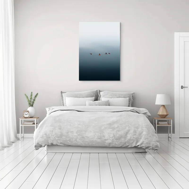 Tablou Canvas, "Dansul grațios al păsărilor în zbor", Păsări, Cer, Zbor, Liniște, Orizont, Libertate, 70 x 100 cm – poza 3