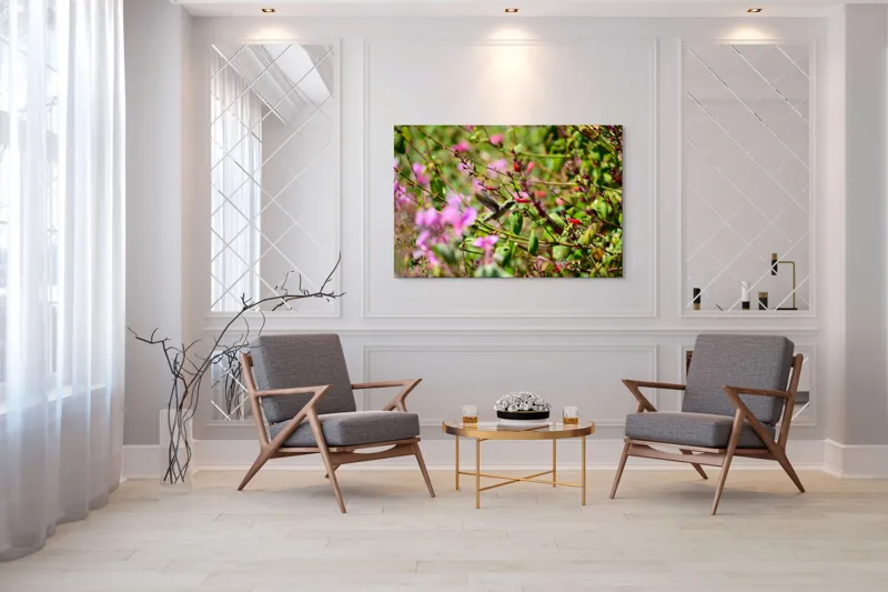 Tablou Canvas, "Colibri printre flori colorate vibrant", Flori, Frunze, Hummingbird, Verde, Roz, Miscare, Natural, Vibrant, Gradina, Primavara, 150 x 100 cm – poza 7